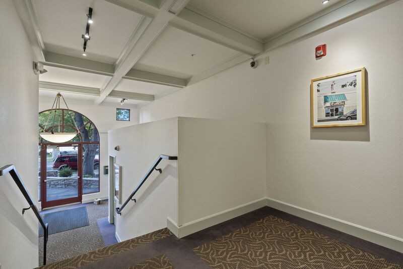 1207 W Fort St #217 - Photo 3 of 33