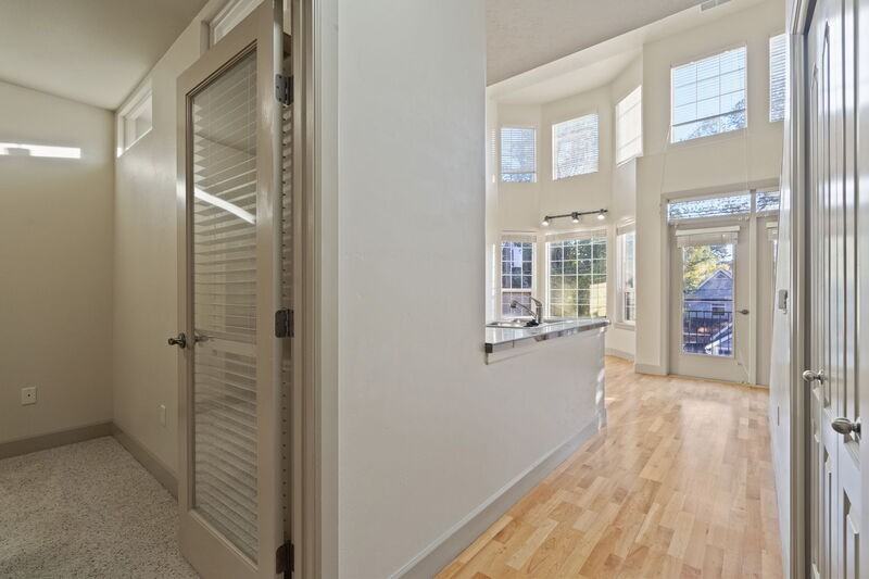 1207 W Fort St #217 - Photo 6 of 33