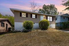 906 Wheeler Ave - Photo 1 of 1