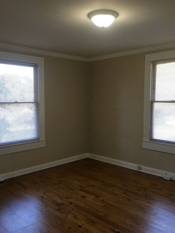 410 Williamson St - Photo 6 of 11