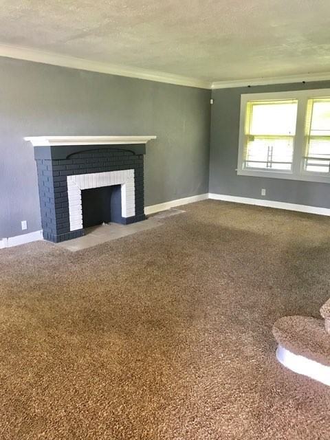 3815 E 59th Ter - Photo 2 of 9