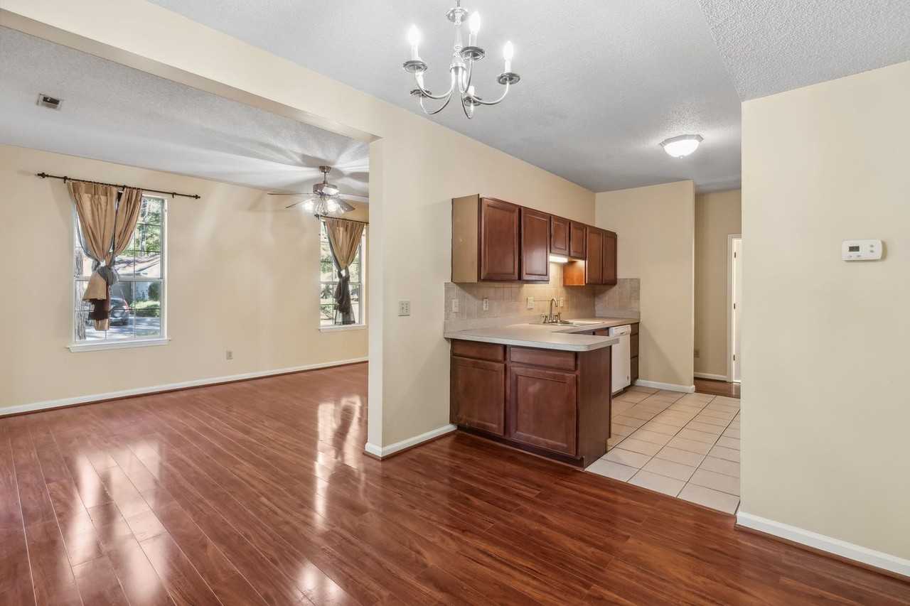 5417 Mary Ln - Photo 7 of 23