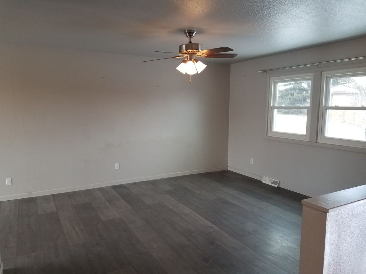 415 Gardenia Drive - Photo 2 of 28