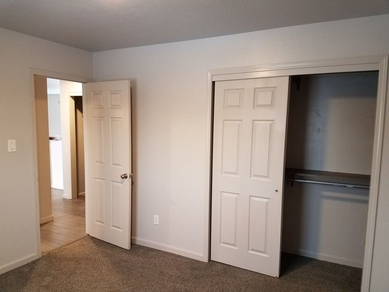 415 Gardenia Drive - Photo 6 of 28