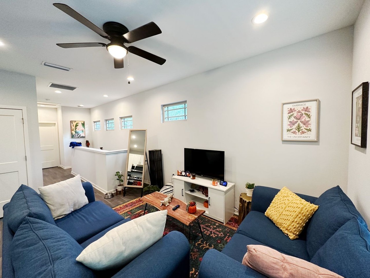 540 Sw 7th Ave - Photo 4 of 29