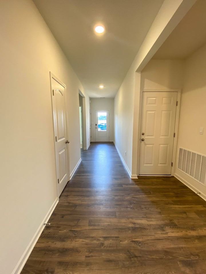 195 Daisy Dr - Photo 3 of 24