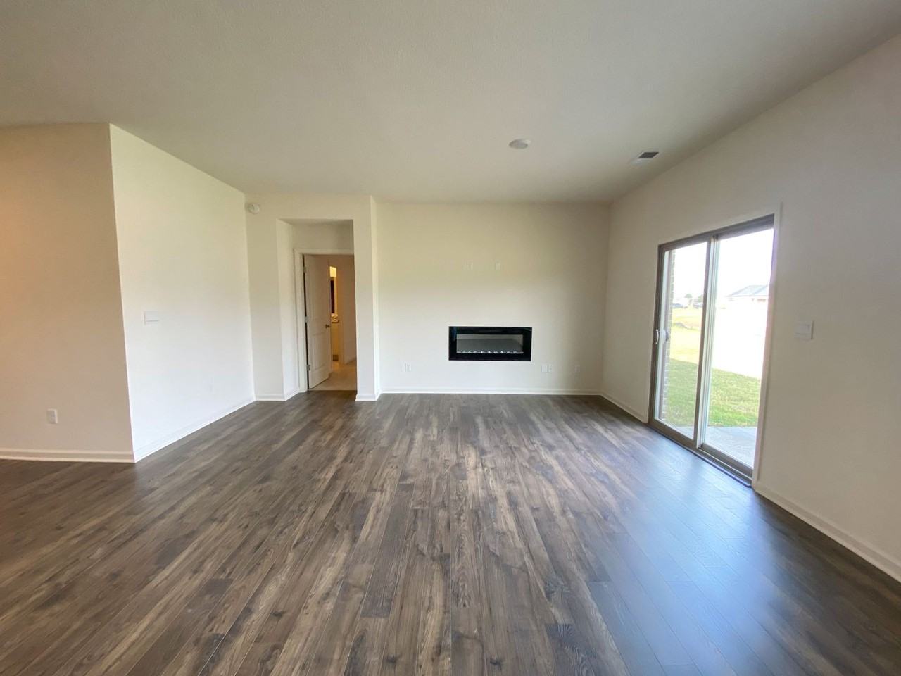 195 Daisy Dr - Photo 7 of 23
