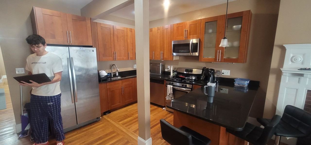 17 Saint Lukes Rd - Photo 4 of 14