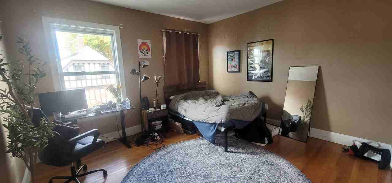 21 Saint Lukes Rd - Photo 5 of 13