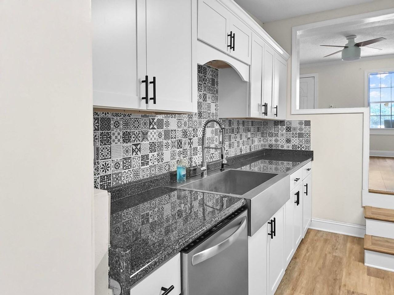 962 N Lloyd St - Photo 5 of 15