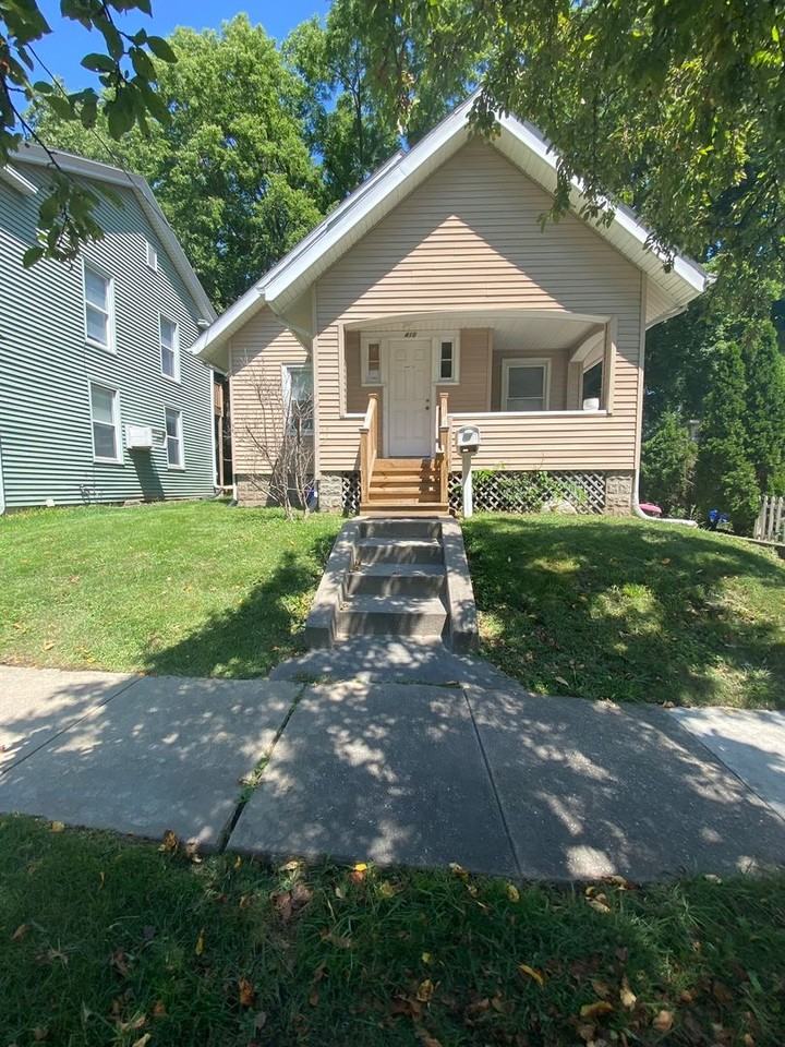 410 Church St - Photo 4 of 27