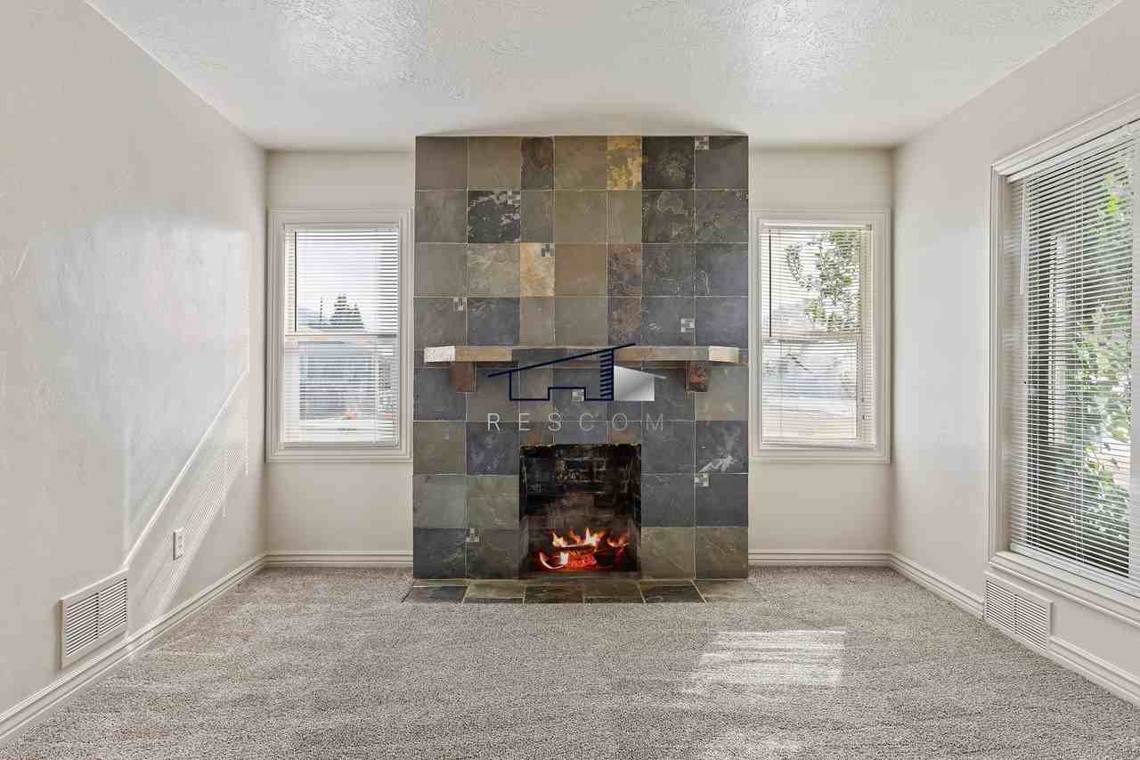 352 Harrison Boulevard - Photo 5 of 26