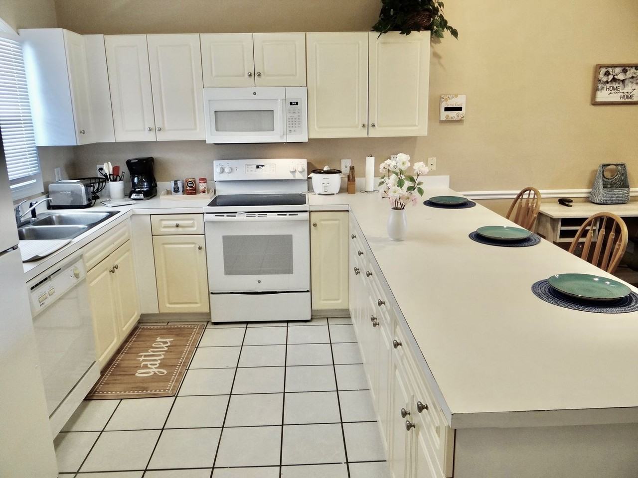 3973 Forsythia Ct #303 - Photo 7 of 39