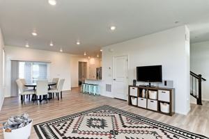 featured image of 450 Tigercat Way