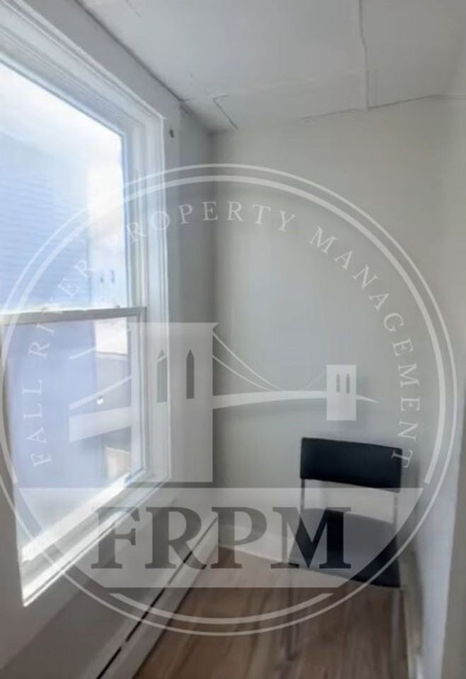 197 Rodman St - Photo 7 of 8