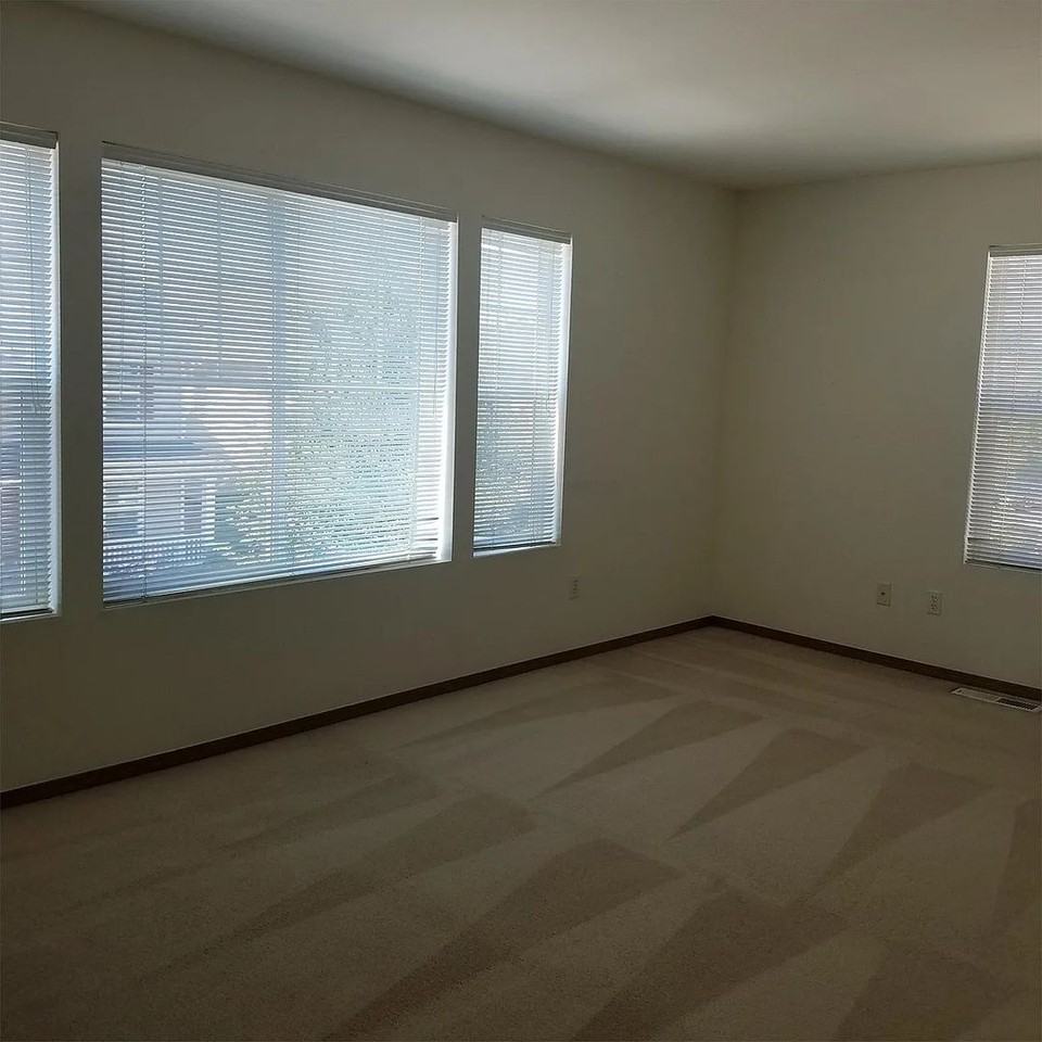 326 Index Ave Se - Photo 7 of 14