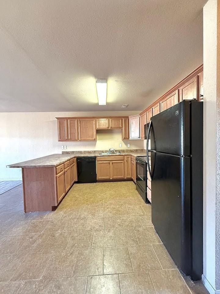 100 Edna Street - Photo 2 of 9