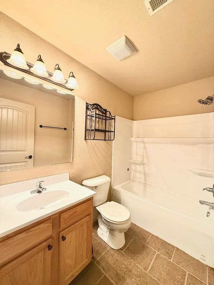 100 Edna Street - Photo 3 of 9