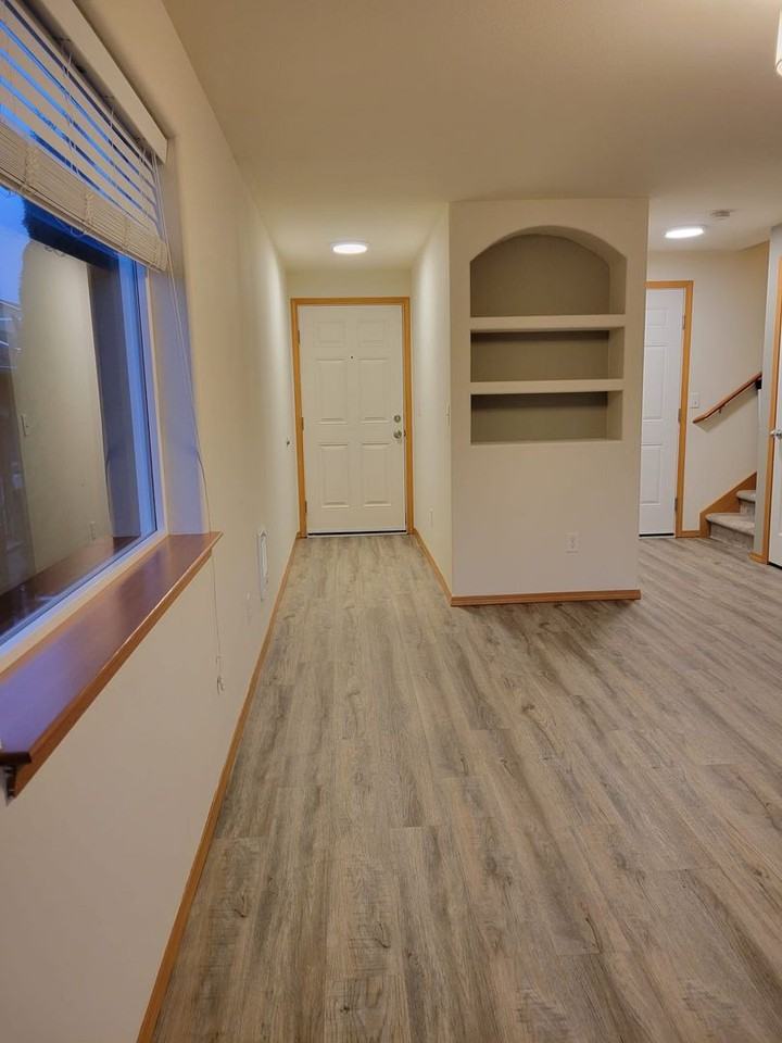 1108 73rd Dr Se - Photo 3 of 36