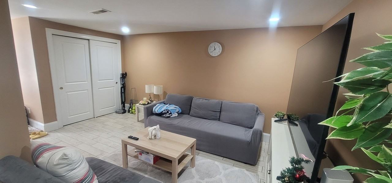 15 Saint Lukes Rd - Photo 5 of 8