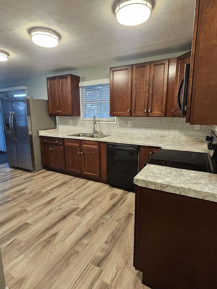 2891 State Route 444 - Photo 2 of 20