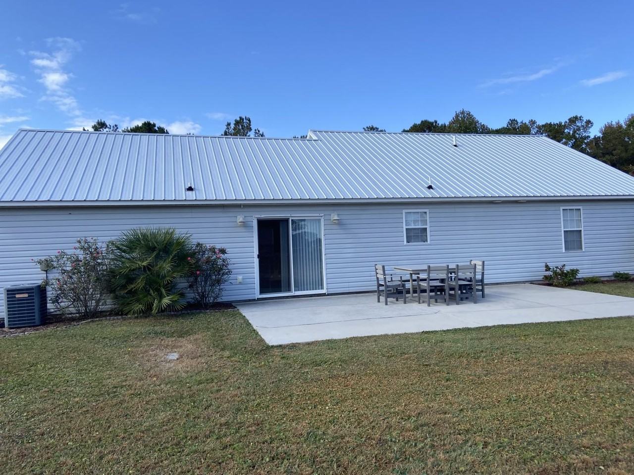 203 Palomino Ln - Photo 3 of 26