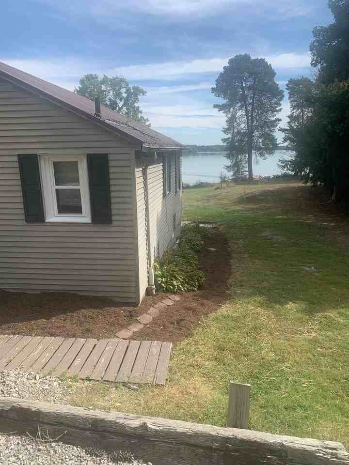 6816 Lakeview Rd - Photo 2 of 18