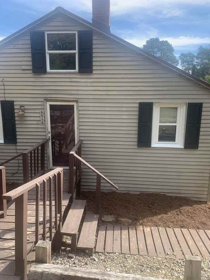 6816 Lakeview Rd - Photo 3 of 18