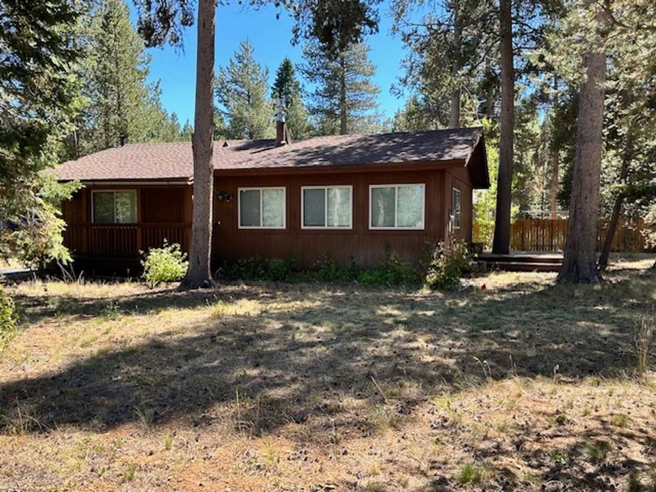 1739 Bakersfield St - Photo 2 of 12