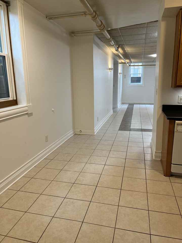 2609 Fremont Avenue South #14 - Photo 3 of 12