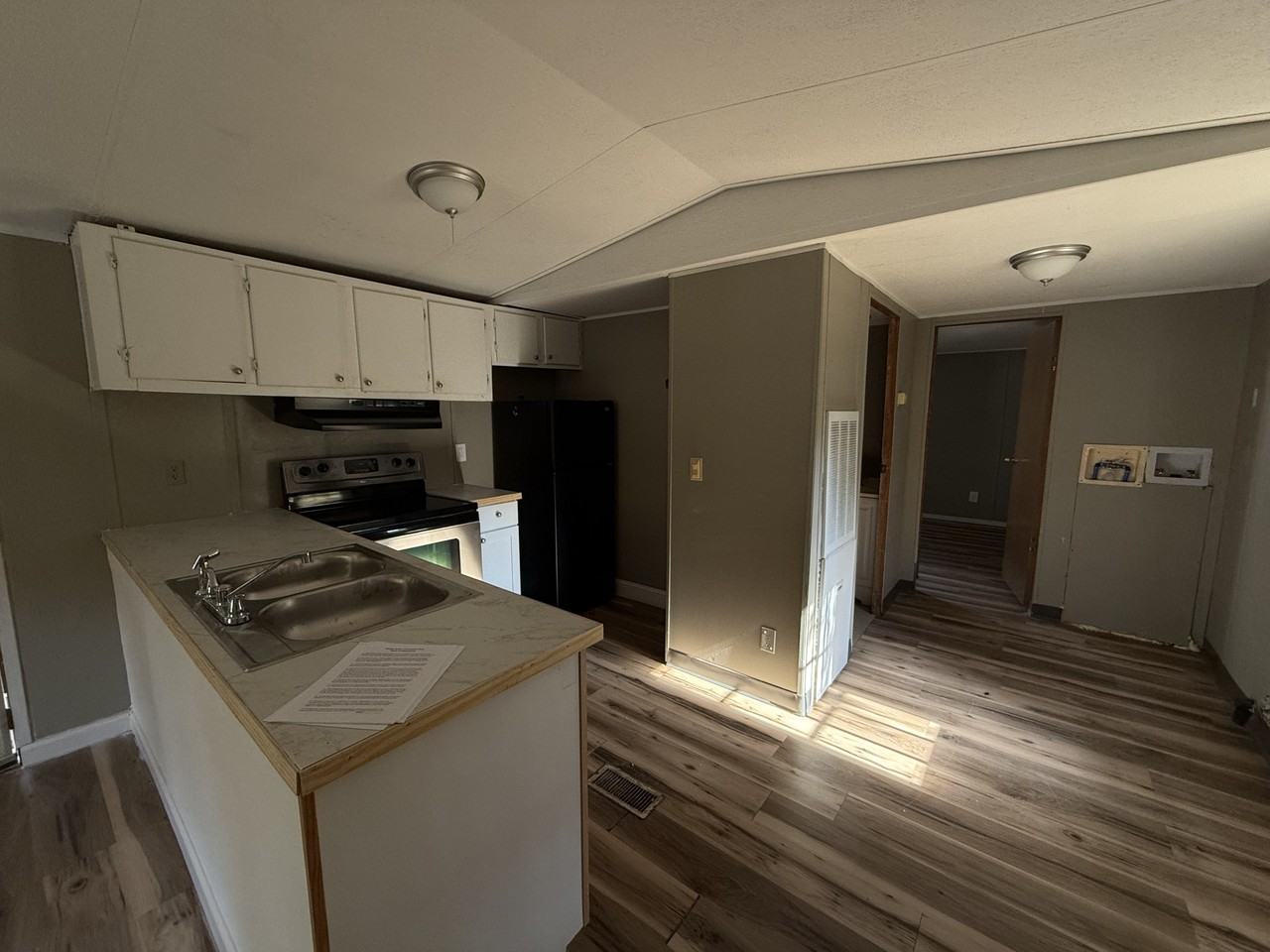 Acorn Village Ln - Photo 6 of 9