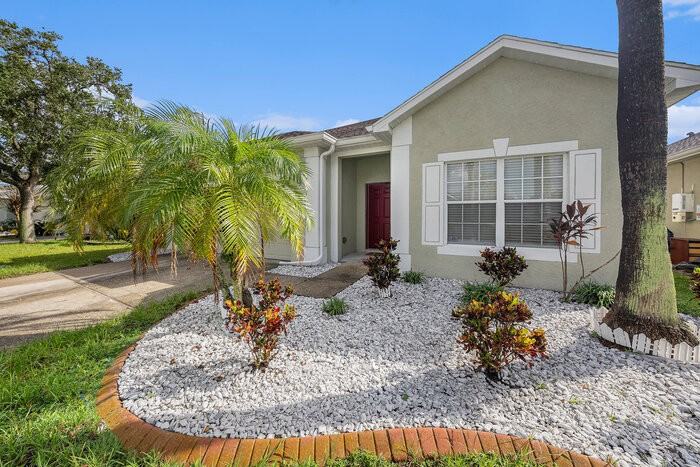 9405 Cypress Harbor Dr - Photo 2 of 25