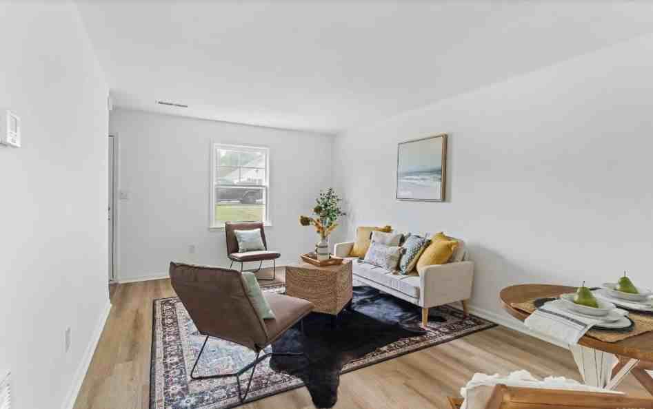 Wallace Ave Ne #1629 - Photo 3 of 16