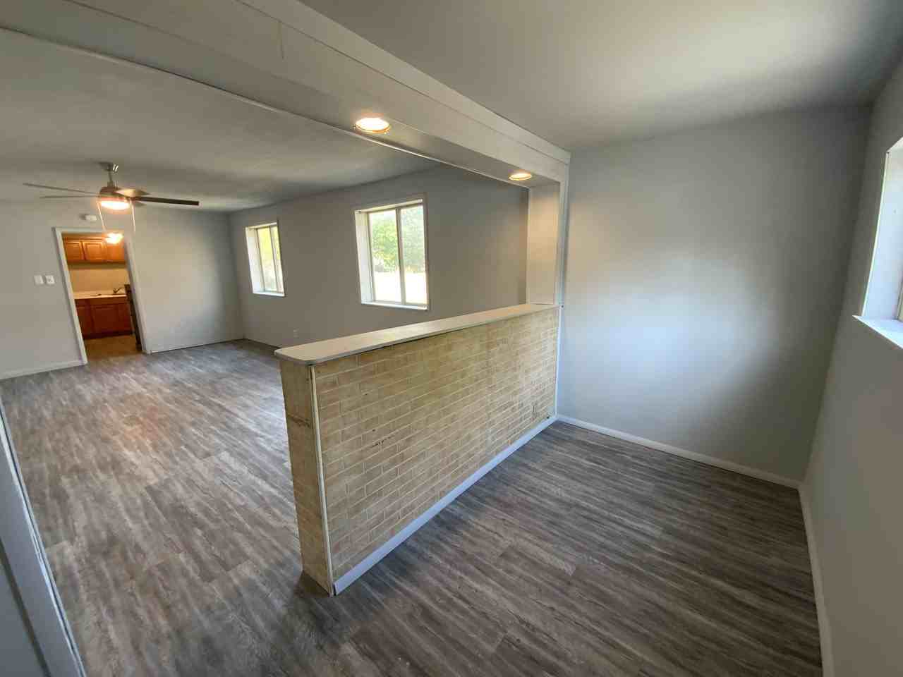 624 N Grant St #NA - Photo 2 of 26