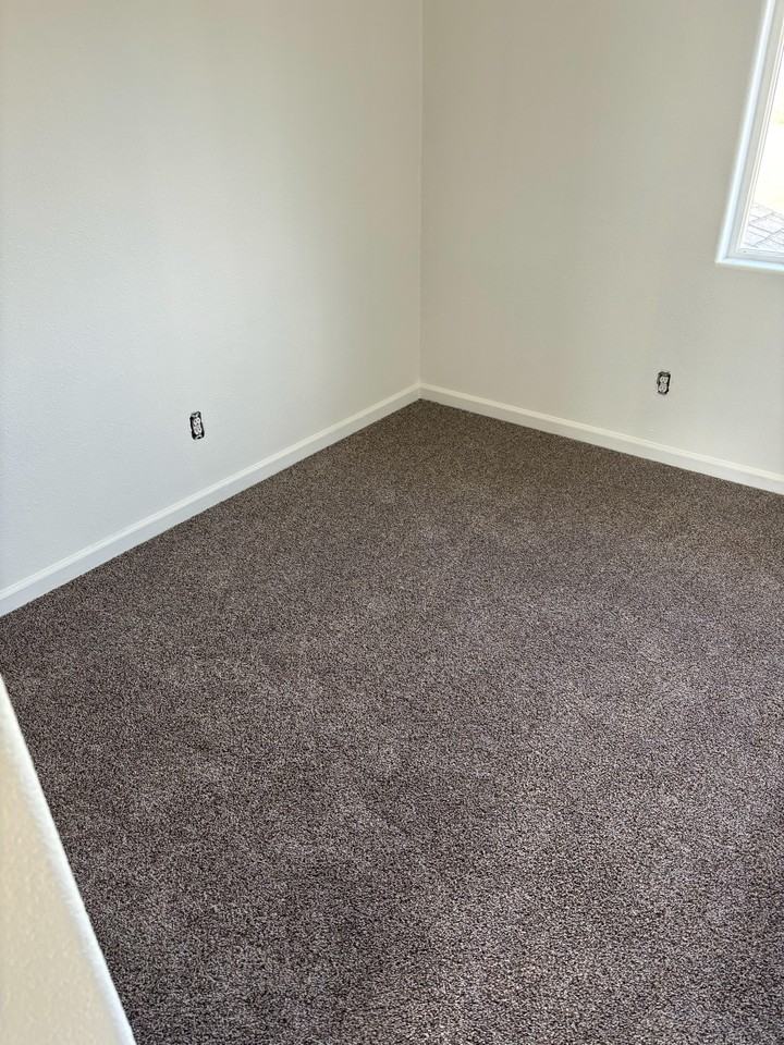 772 N Cloverleaf Loop #NA - Photo 2 of 3