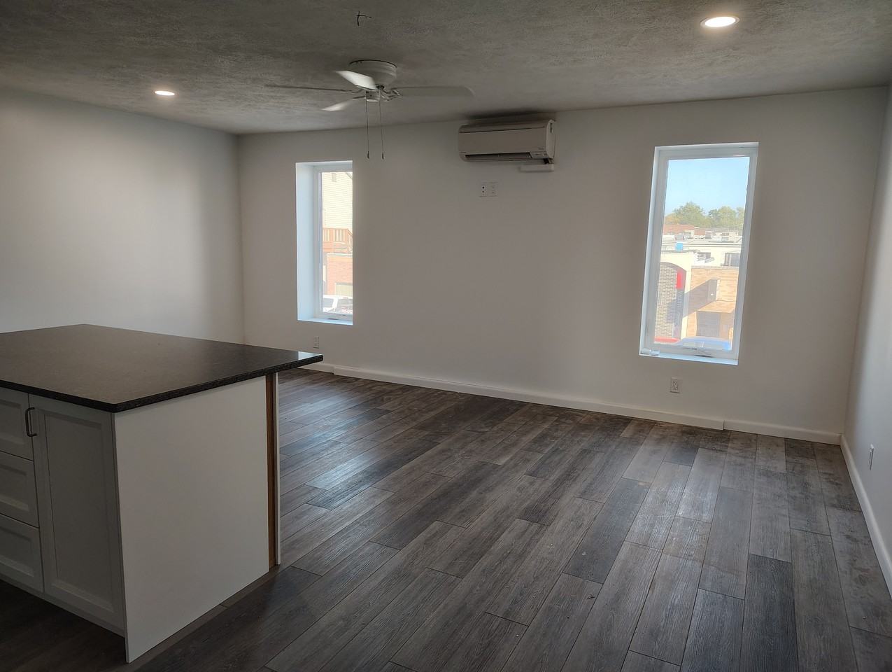 126 N Washington St - Photo 2 of 13