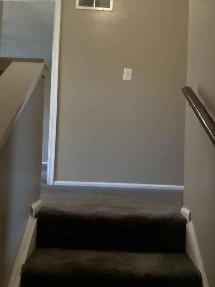 2113 N Anvil Ln #2113 - Photo 2 of 16