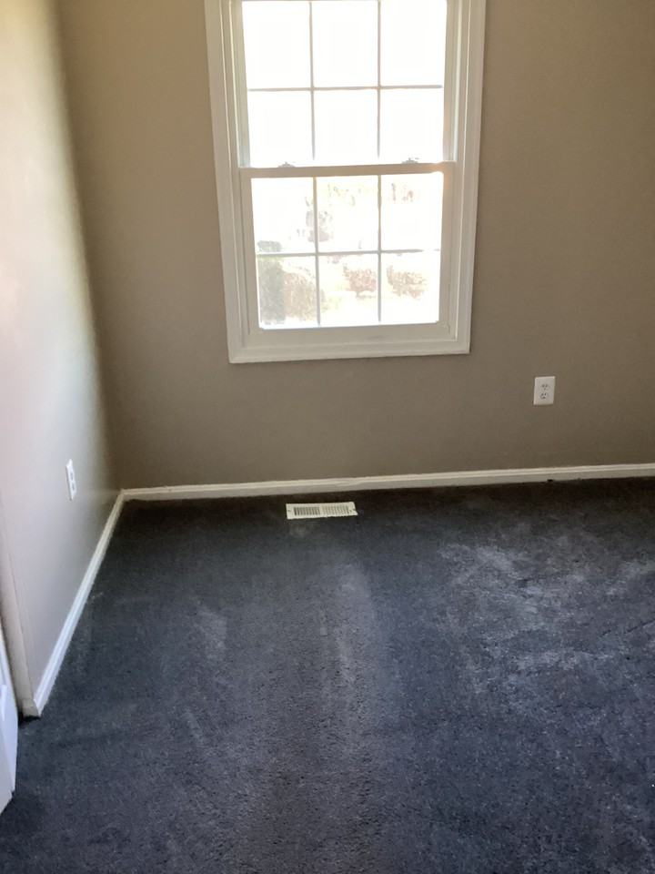 2113 N Anvil Ln #2113 - Photo 3 of 16