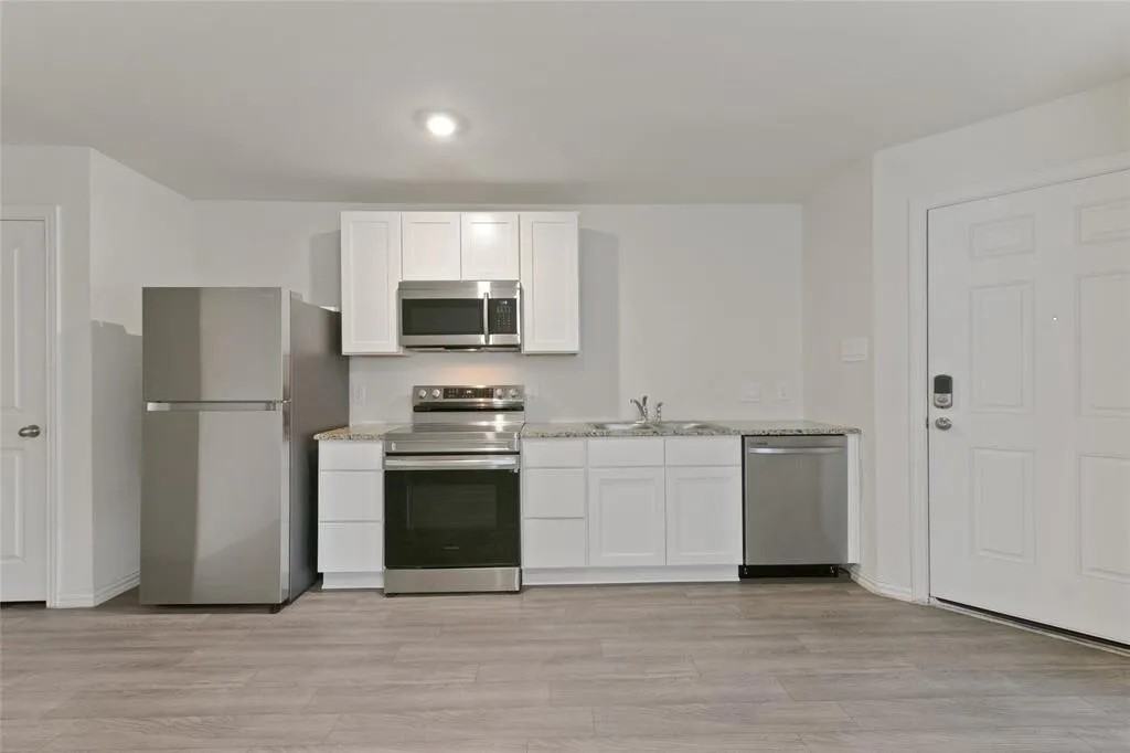 9027 Madera Rd Unit B #NA - Photo 3 of 21