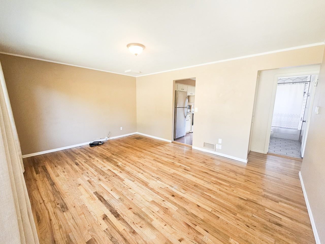 1424 E 39th Ave #NA - Photo 2 of 37