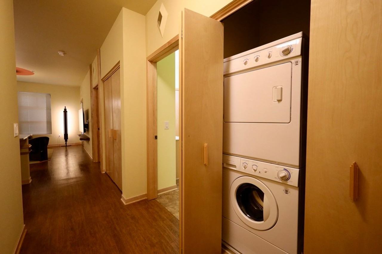 The Medallion - Photo 5 of 34