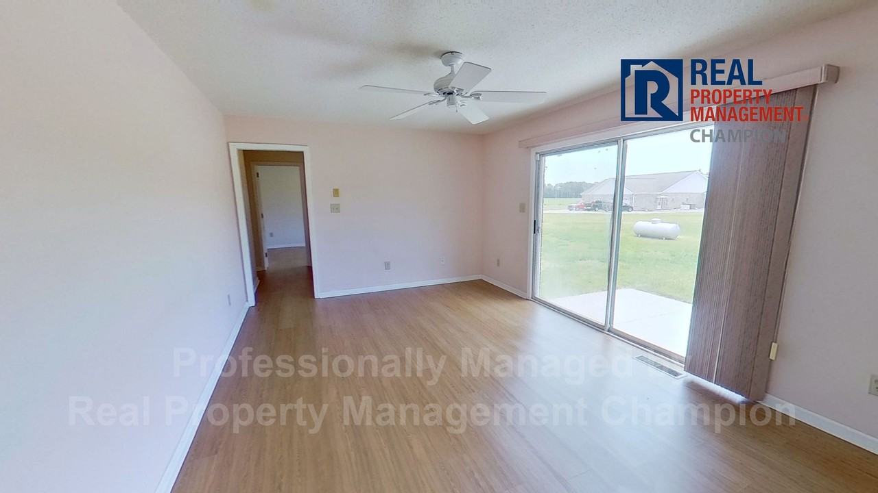 7451 Wallace Highway - Photo 6 of 30