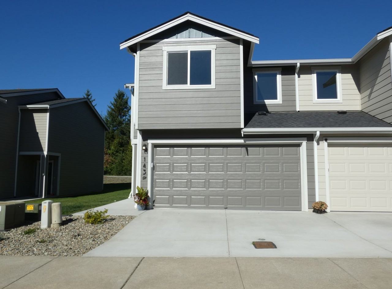 143 Valley Creek Dr - Photo 2 of 46