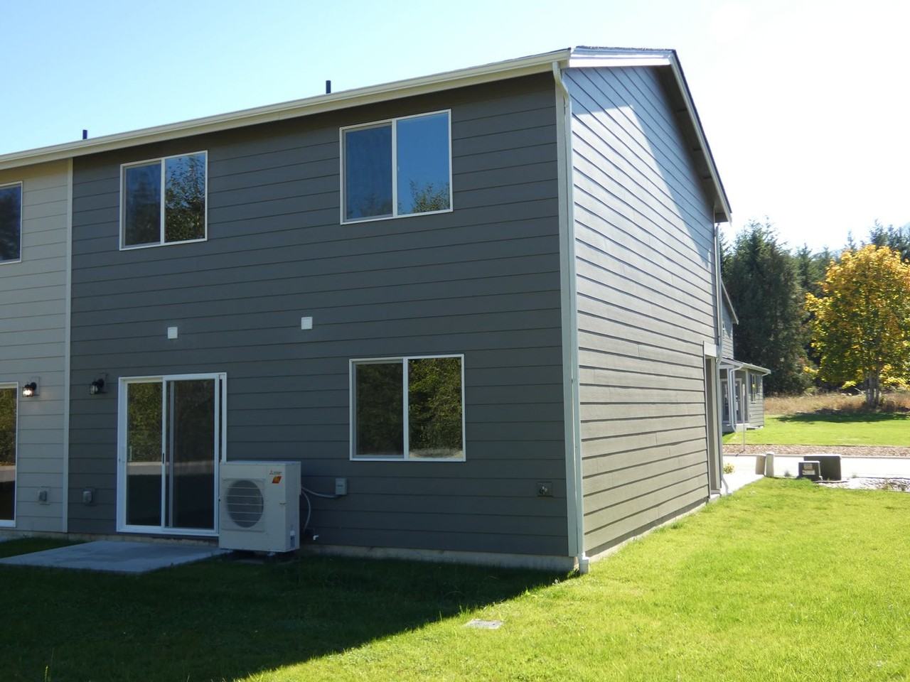 143 Valley Creek Dr - Photo 3 of 46