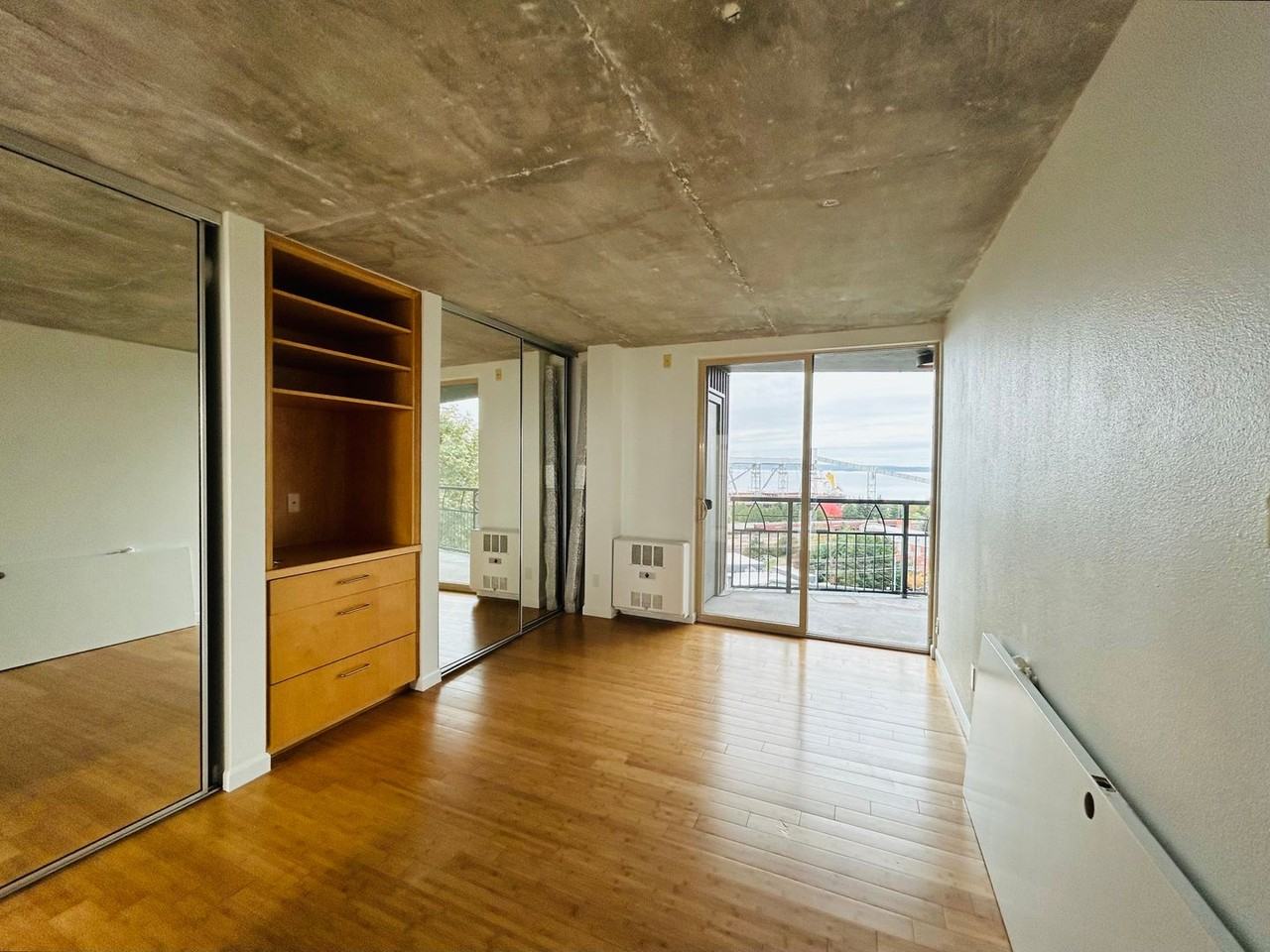507 W Mercer St #601 - Photo 6 of 24