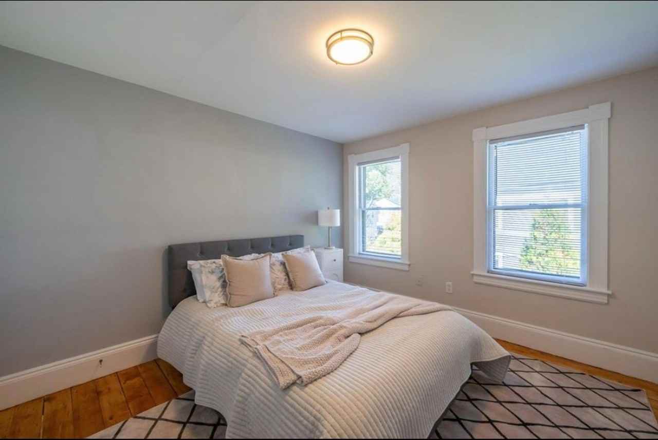 33 Highland St - Photo 2 of 9
