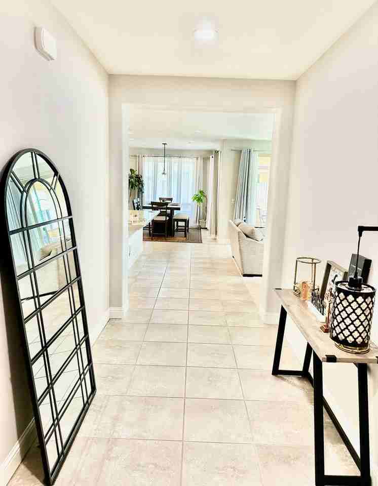 4175 Griffith Ave - Photo 3 of 33