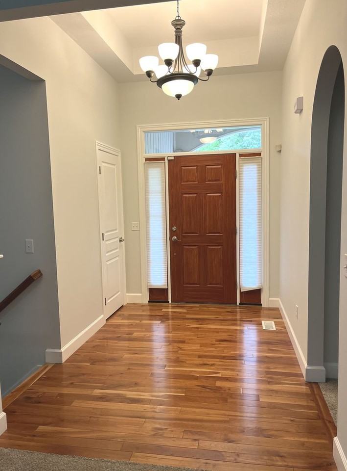 3045 Jacobs Cir - Photo 3 of 26