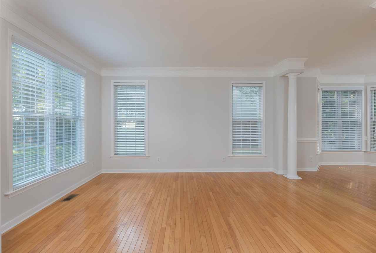 3600 Tyverton Ct - Photo 7 of 39