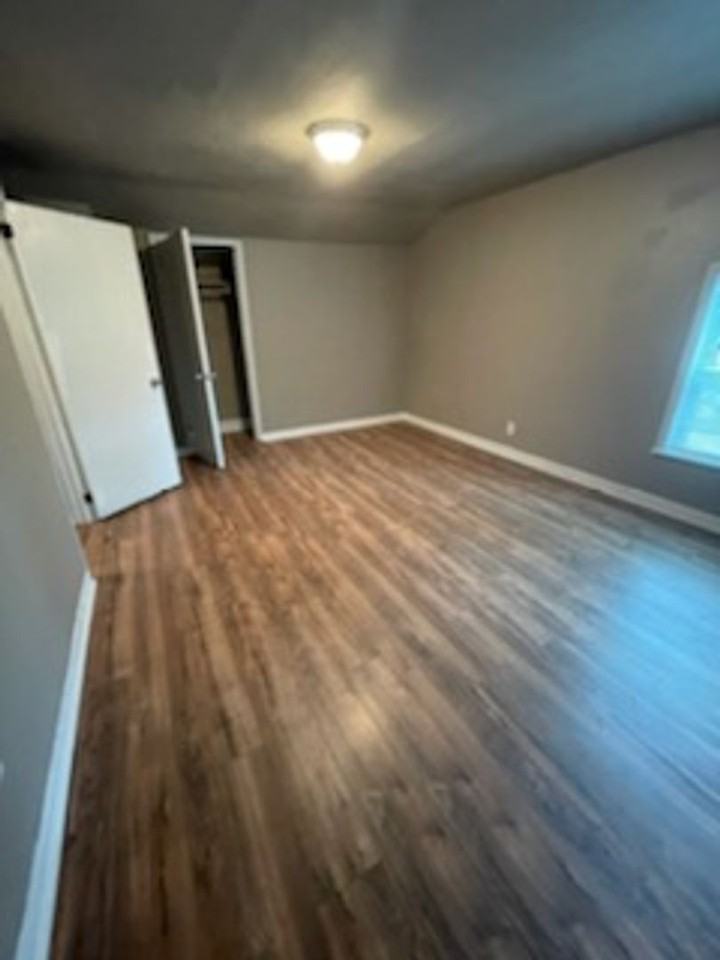 3620 Virginia St - Photo 6 of 10